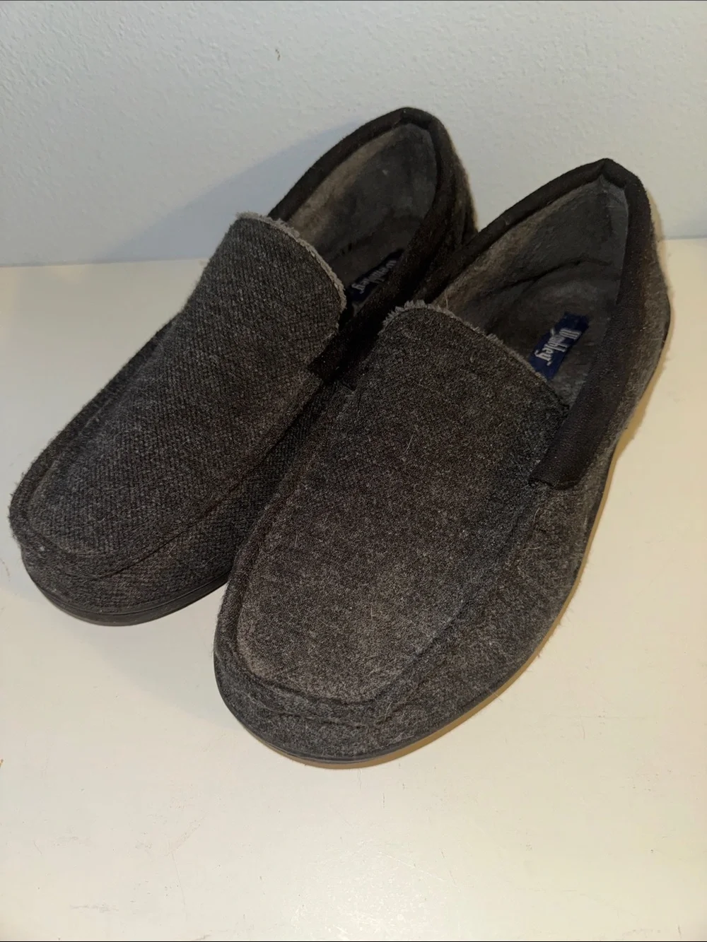 Wembley Classic Indoor/Outdoor Microsuede Movcasin Slippers Men’s XL 11-12
